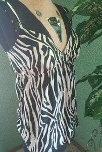 100% silk flowey top